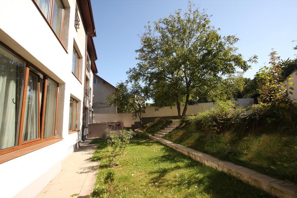 Studio Apartcity Brašov Exteriér fotografie